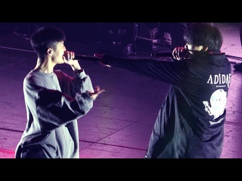 181028 빈첸(VINXEN) 콘서트 Aquarium2 이병재(VINXEN) 김하온(HAON) 직캠 - 바코드