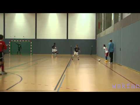 FC St. Pauli - Hamburger SV (U13 D-Jugend, Hamburger Hallenmeisterschaft 2015) - Spielszenen