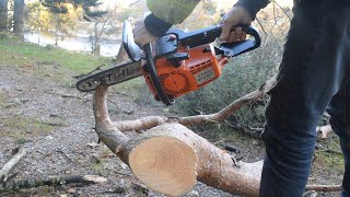 Stihl 010 AV. Just a joyful short show off.