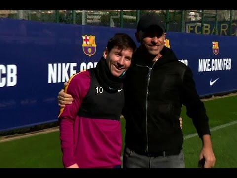 Messi sorprende al italiano Eros Ramazzotti con un gol increible