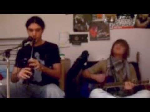 Hip Agus Hop / The Roaring Barmaid