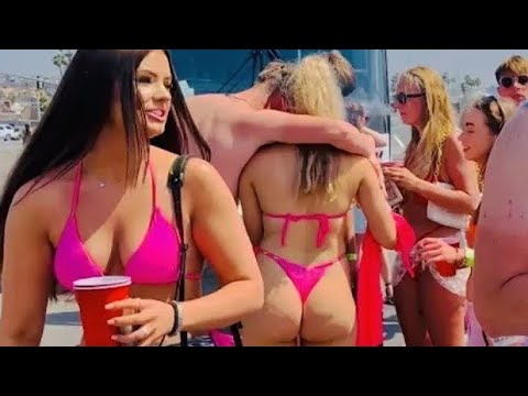 Symbiotic Audio & De Klassiek Fabriek - Never Let Me Go (Hardstyle) | HQ Videoclip