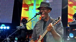 Keb Mo ~ She Just Wants to Dance