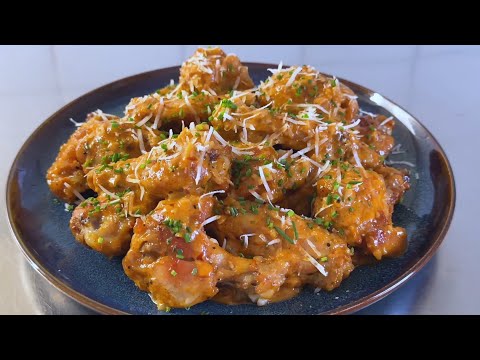 Baked Garlic, Parmesan Wings Recipe. It’s So Delicious 