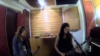 Magneta Lane - Leave The Light On