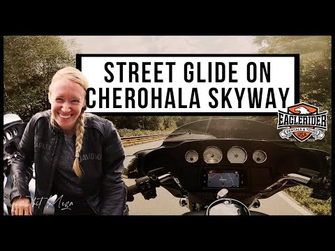 FIRST TIME ON 2020 Harley-Davidson Street Glide || Cherohala Skyway in Smoky Mountains of Tennessee