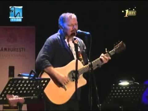 Ovidiu Mihăilescu - O chitară, o fată și un sărut (live)