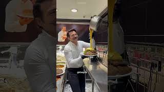 O Chef Alimentou esse Gatinho Faminto 🐱❤️