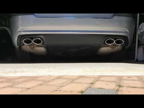 Lovely coldstart of the mighty M156 engine. Displacement 6.2 l V8 from Mercedes, AMG.