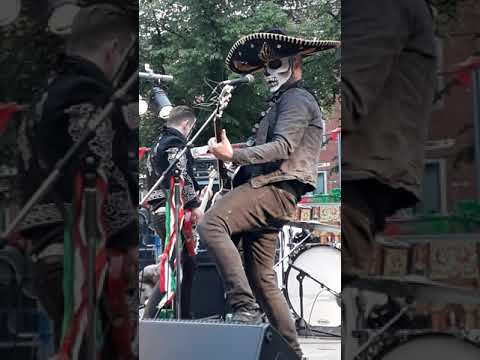 Mexican psychobilly Hola Ghost - "Chupacabra" -