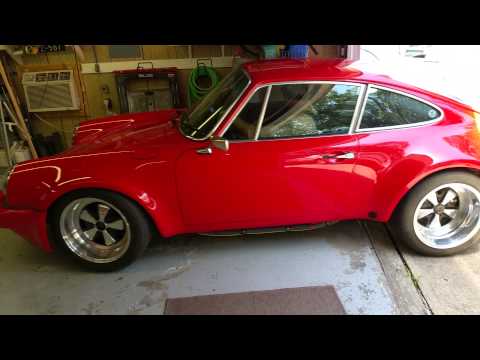 V8 Porsche 911 RSR IROC