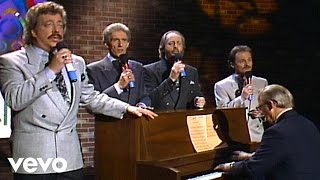 Bill &amp; Gloria Gaither - Pass Me Not, O Gentle Savior [Live] ft. The Statler Brothers