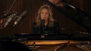 Diana Krall - I &#39;m Not In Love (Interview)