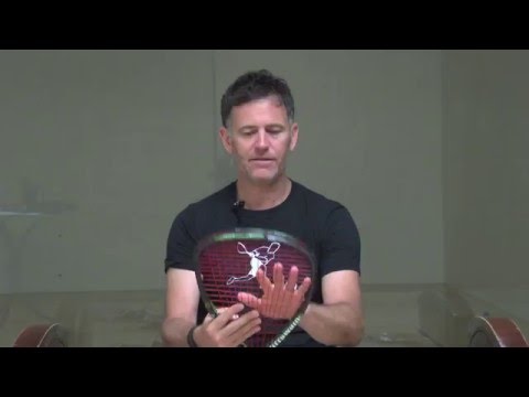 How to Choose a Racquetball Racquet