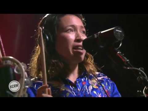 Little Dragon performing "Sweet" Live on KCRW