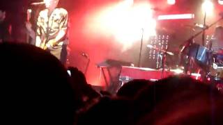 Everything Is Broken - Mr Hudson