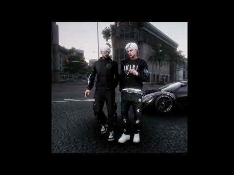 เมืองร้อนเธอคงไม่หนาว และ หนุ่มเมืองดาวจะกอดใคร - HawkCry | Cover by Saxuaxx