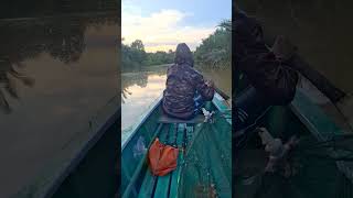 Download lagu boat rower's temperature mp3