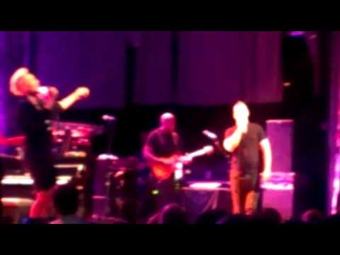 Aaron Sokell w/Emeli Sandé