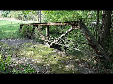 The  Maiden  Lane  Phantom  Bridge,  St   Joseph,  Michigan