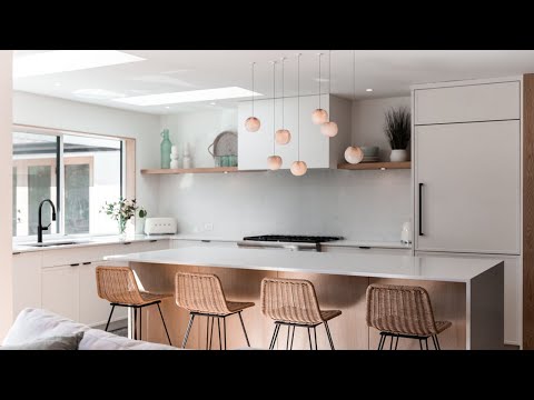 14027 28A Ave, South Surrey BC | For Sale