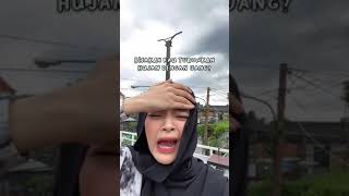 Download lagu Langit Biasakah Kau Turunkan Hujan Dengan Uang mp3