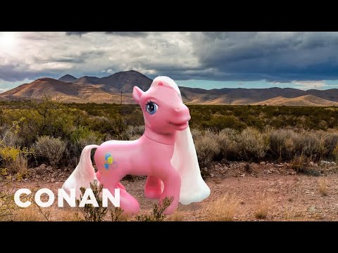 More Faked Wildlife Photos | CONAN on TBS