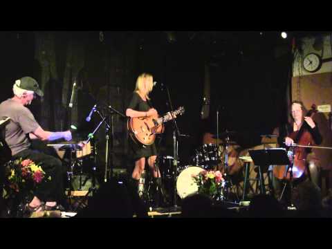 CINDY LEE BERRYHILL - Gravity Falls - Live at McCabe's