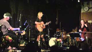 CINDY LEE BERRYHILL - Gravity Falls - Live at McCabe's