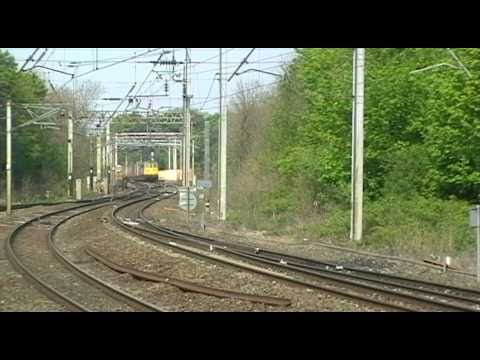 86604/90043 4M83 Coatbridge - Crewe Basford Hall extra liner 29/4/11