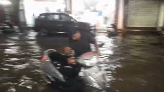 DELHI KA HAAL HEAVY 🌧 🌦 🌂 ⛈️ ☔️ RAIN#rain#barrish#like #share #subscribemychannel😊👍