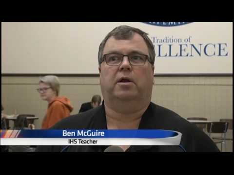 Ishpeming High School students take a pledge to drive safer