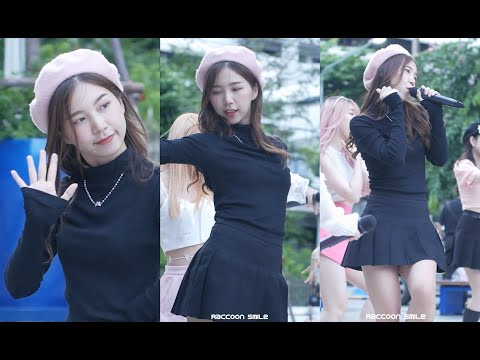 Eeunguoey Peachyou - I Peach U @ Siam Square Walking Street - Fancam - 15.7.2022