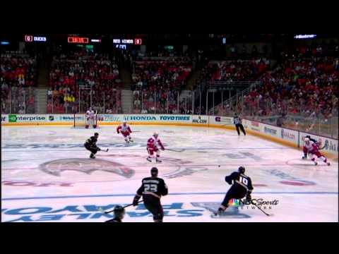 Justin Abdelkader suprise shot goal after the steal by Datsyuk