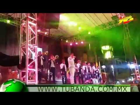 "El Yaki" Se te va antojar un beso en vivo