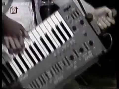 Pavel Horňák & Markéta Muchová & Michal David   Je to senzace