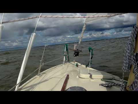 Albin Vega 27 .  to reef the sails.