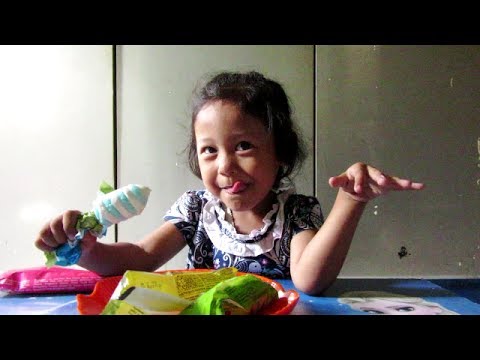 Ice Cream Twister 💖 Cleo Laugh with Acid Bite !!!