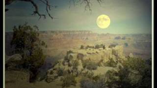 Bobby Bare &amp; Skeeter Davis - In The Misty Moonlight