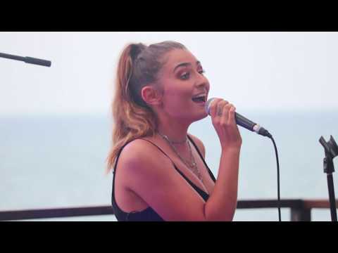 Cover ⸱ Louna Petrilli - Eblouie Par La Nuit (2017)