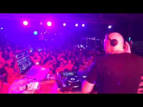 Stefano Noferini plays Off Key - Mammari Live from Summer Garden Festival, La Paloma, Uruguay