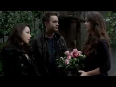 The Secret Circle 1x19 ''Crystal'' (Opening no credits)