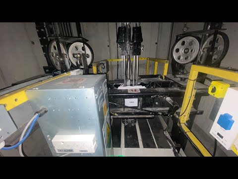 Deansgate Manchester High Speed Lift Surfing