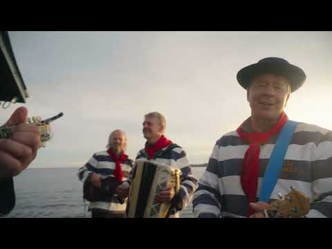 Väikeste Lõõtspillide Ühing 36 - Orkestri sünd Houseboat