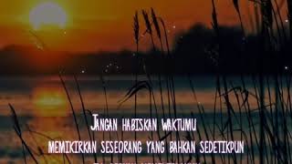 Download lagu status wa galau || memikirkan dia saat bahagia#storybaru2020 mp3
