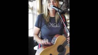 Jackie Lynn Entertainer Nick's Seafood