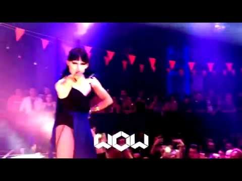 Leona Luna - Show Kitana - Cold Hearted Snake