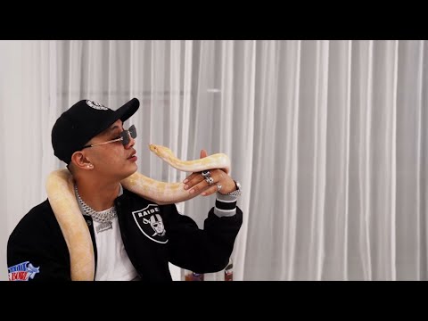 Chris Lucker - Don't Look Back (Official Music Video)