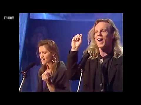 Boy Meets Girl  -  Waiting for a Star to Fall  -- TOTP  - 1989