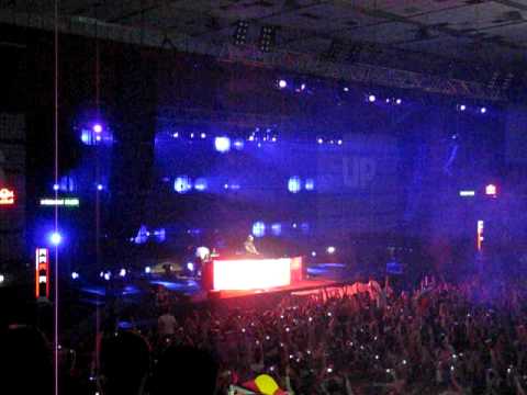 Dj Tiesto LIVE in Bucharest 21.03.2009 (Part 1)